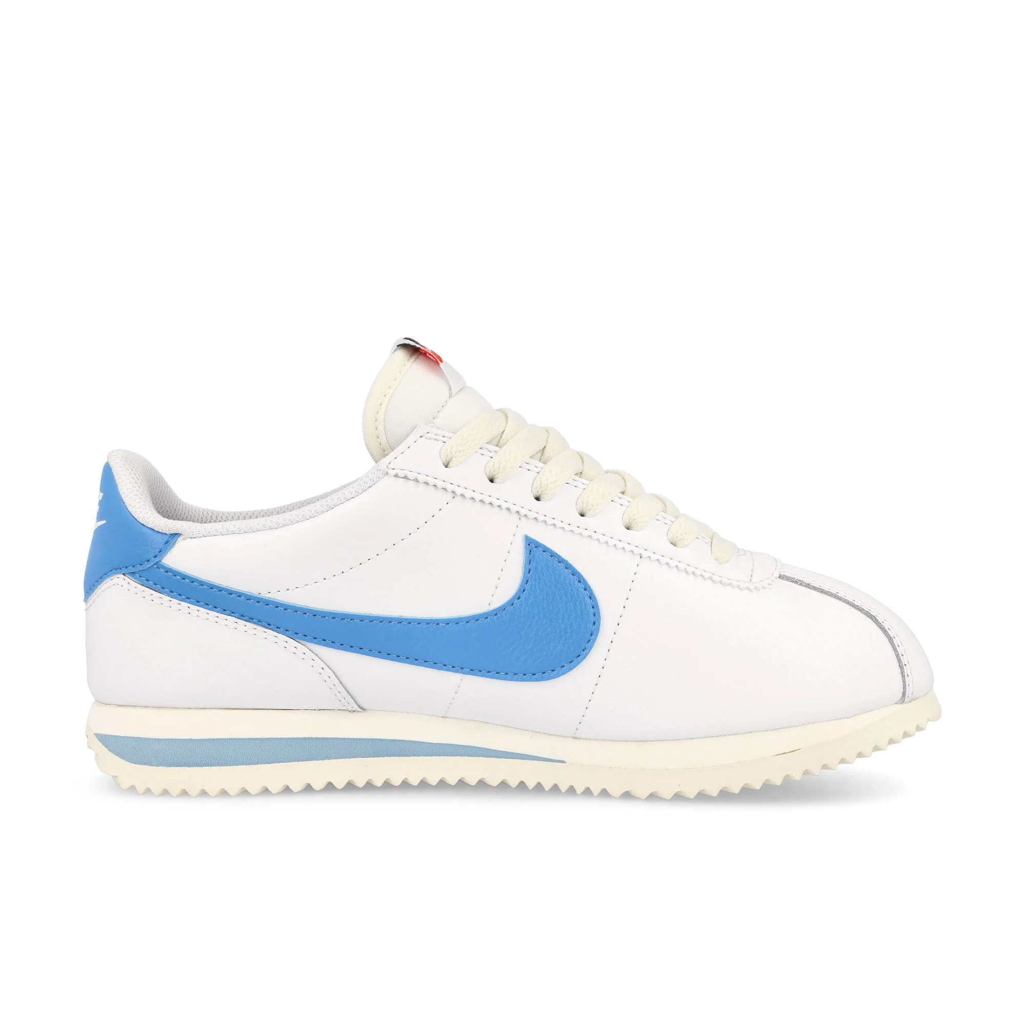 W Cortez - Image 2
