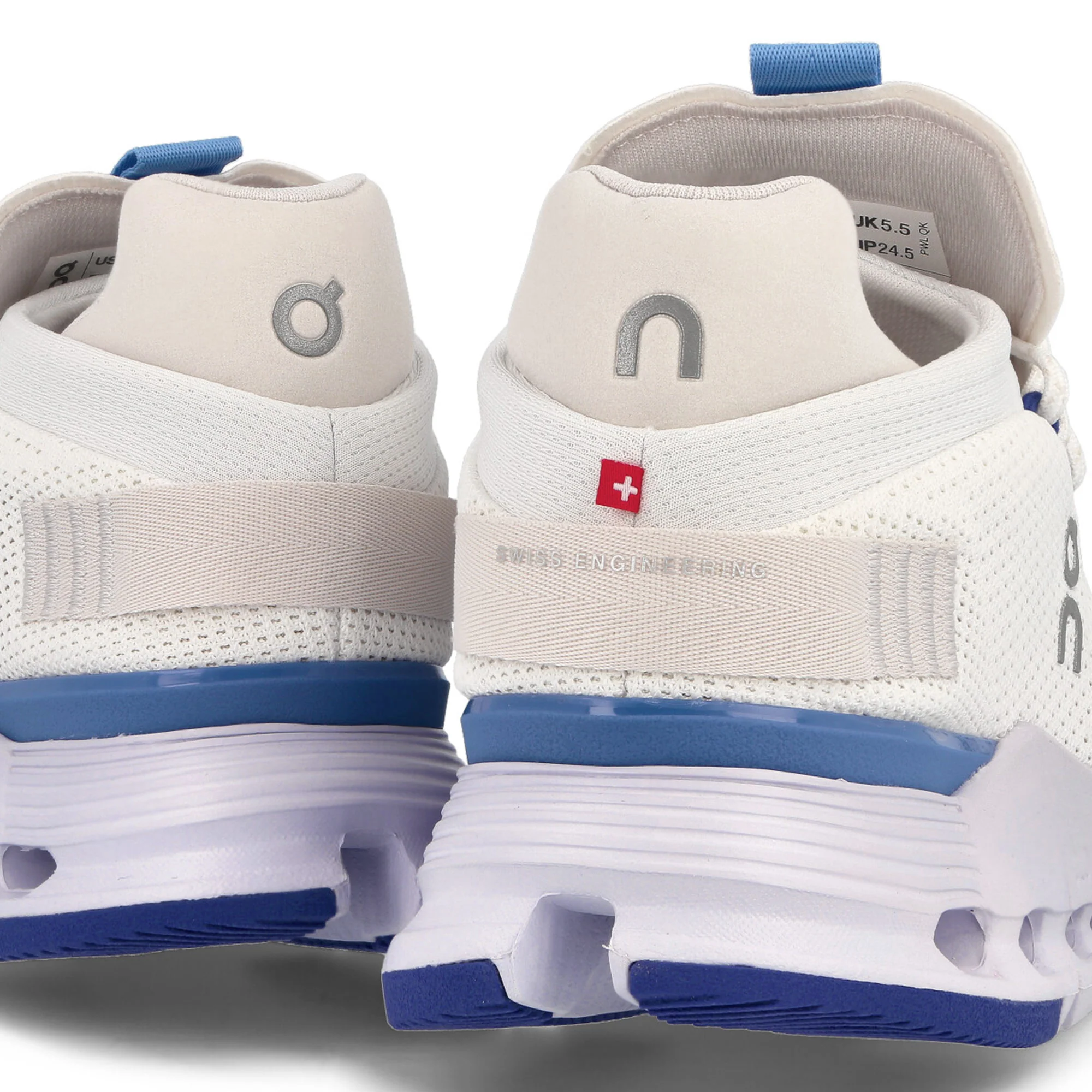 W Cloudnova - Image 5