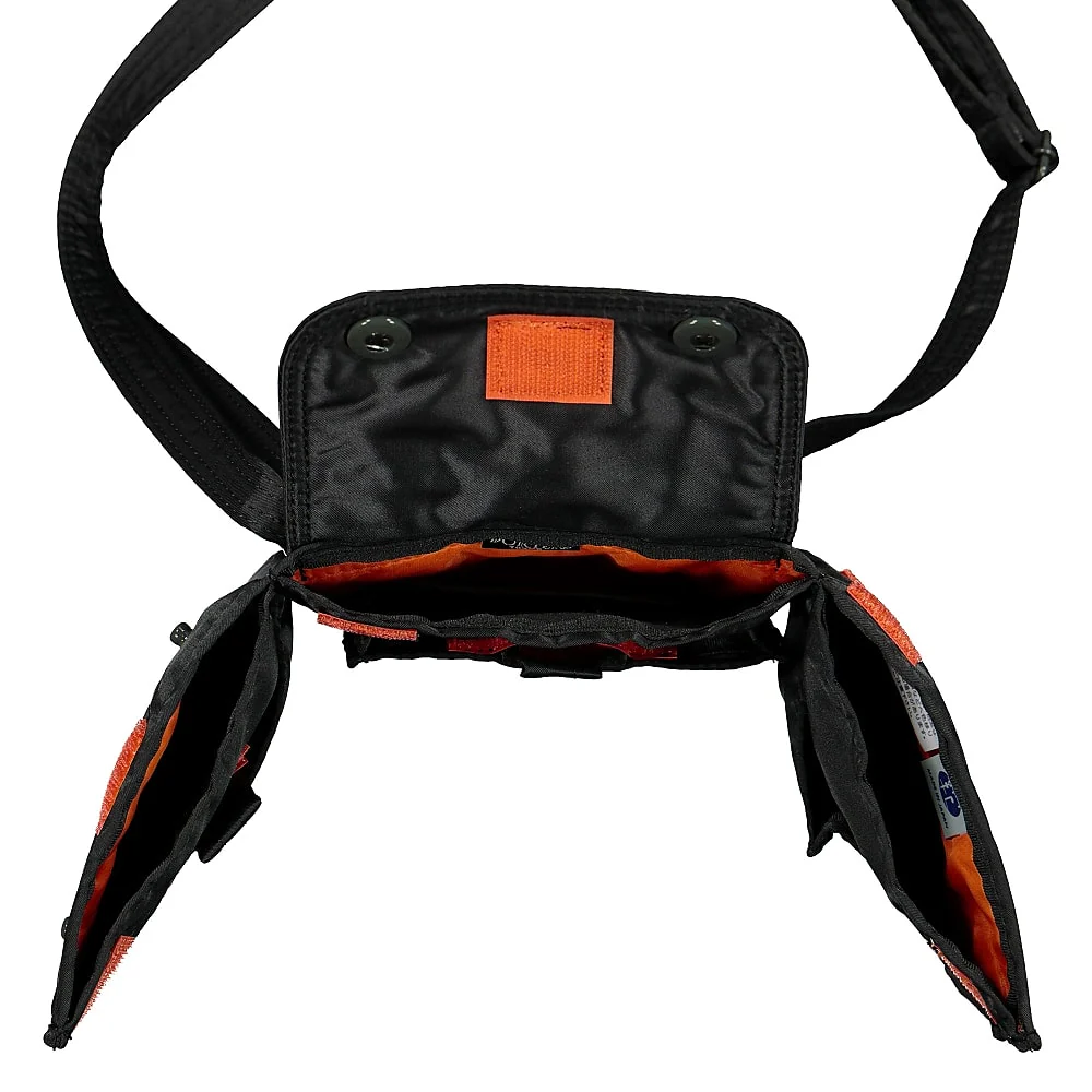 Travel Case - Image 5