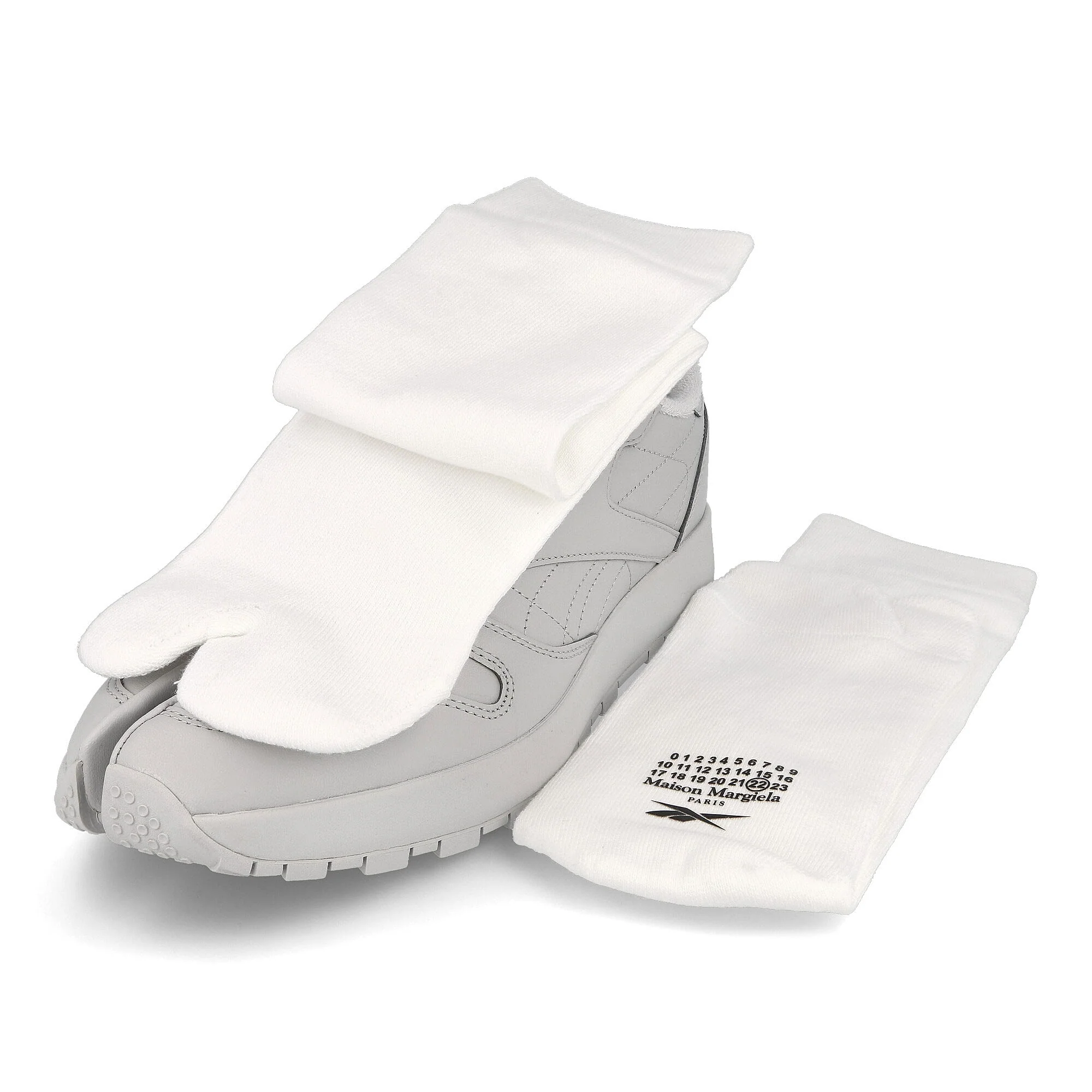 Maison Margiela x Reebok Project 0 Classic - Image 5