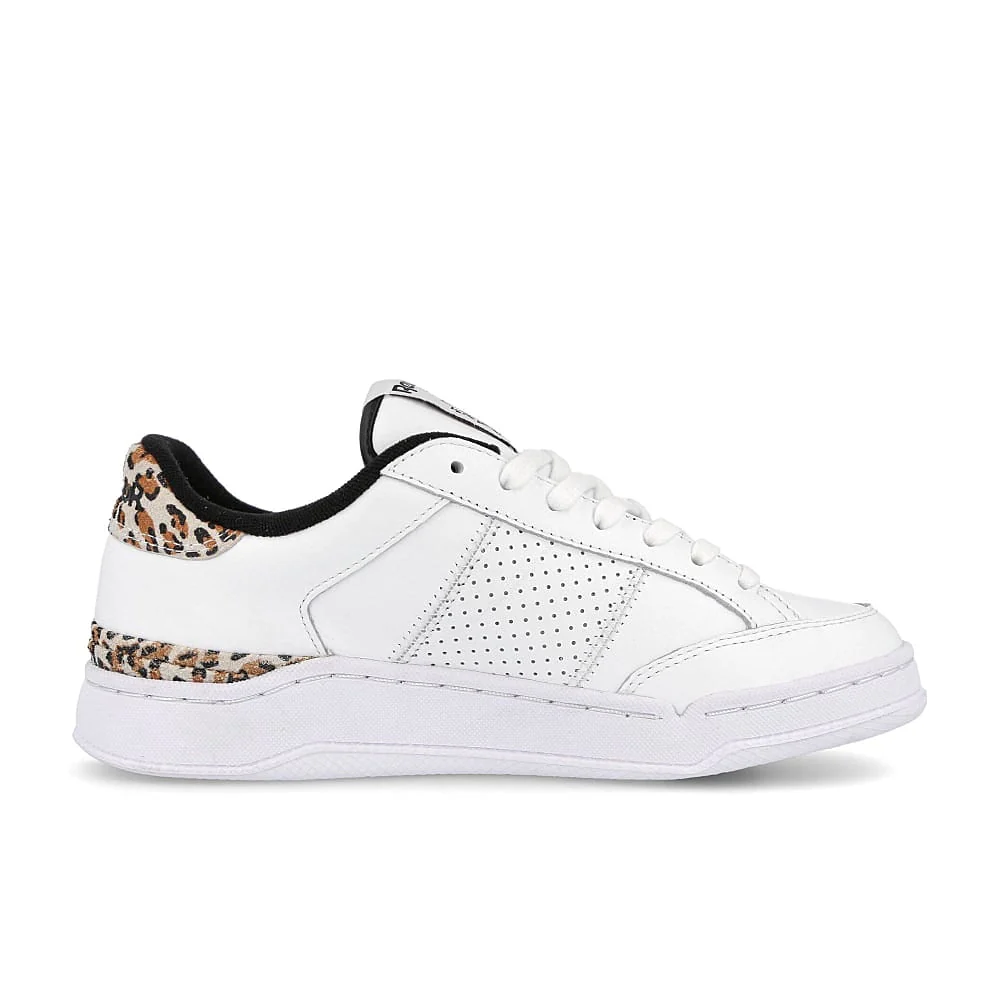 wmns ad court - Image 2