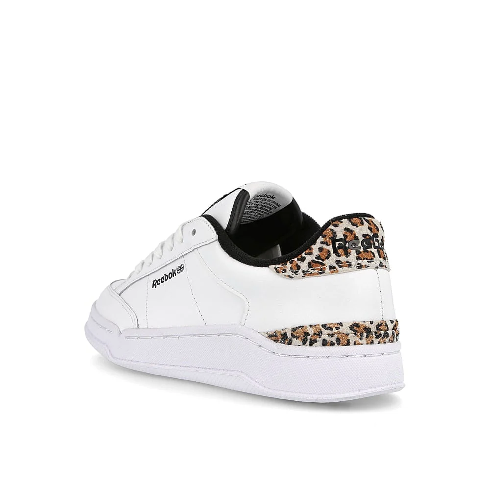 wmns ad court - Image 3