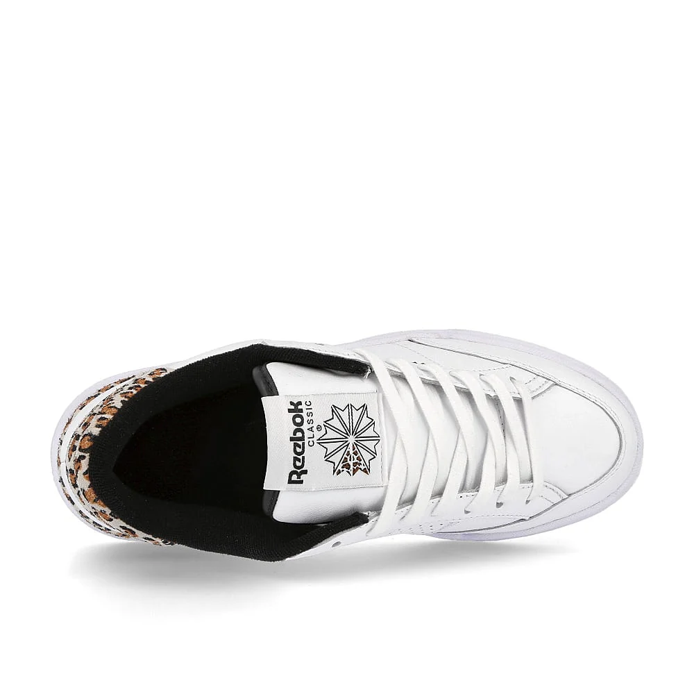 wmns ad court - Image 5