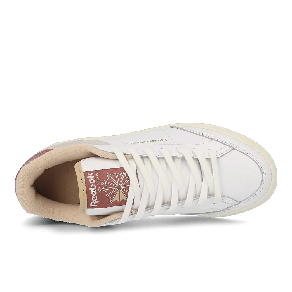 wmns ad court - Image 5
