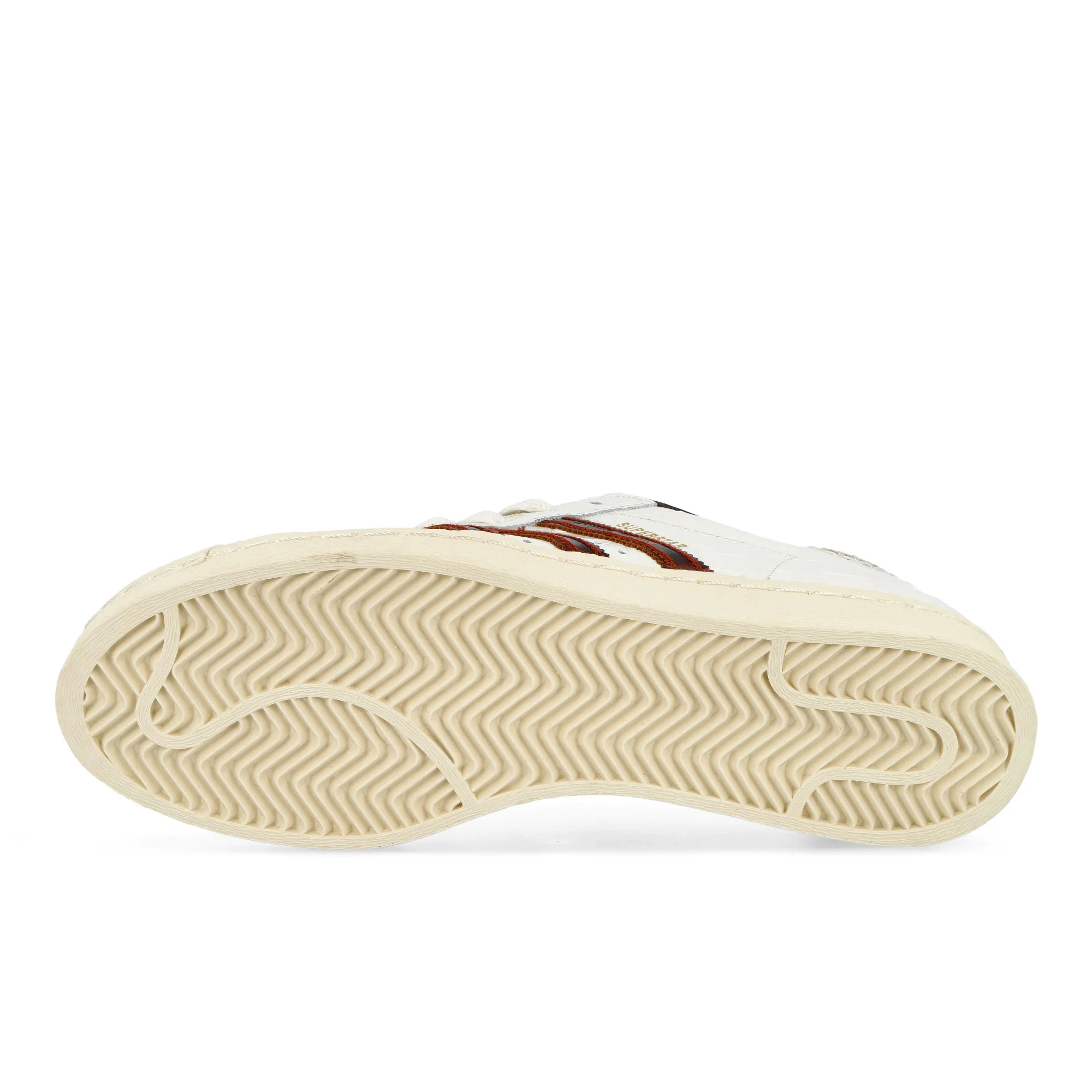 Superstar - Image 6