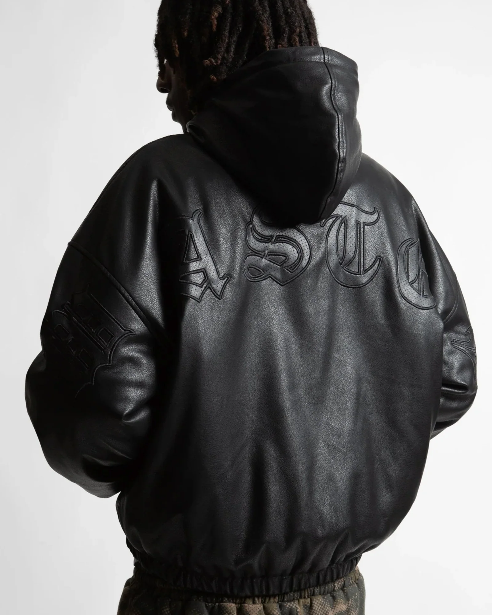 Kingdom Curve Shelter Jacket - Image 4