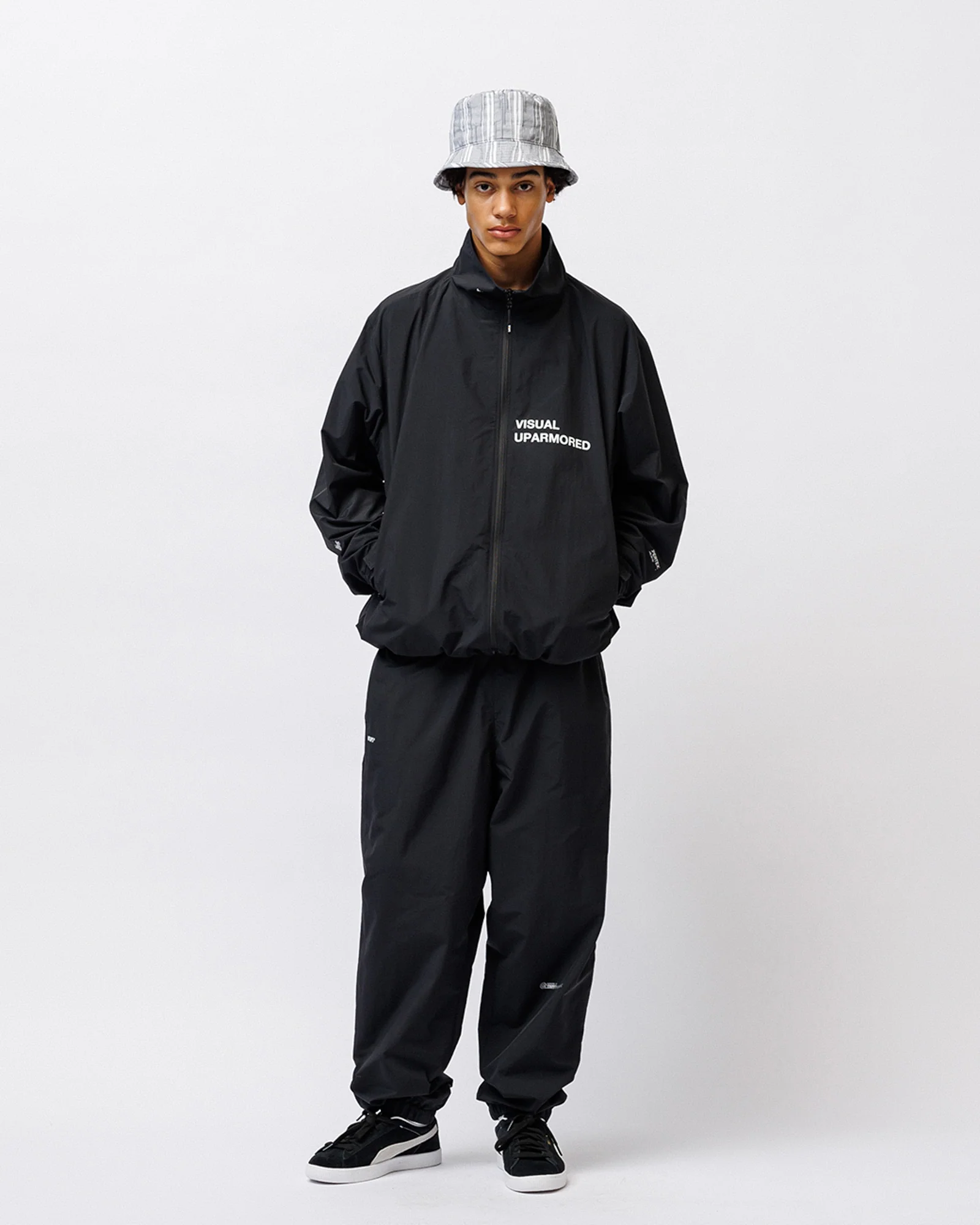 Track / Jacket / Nylon. Tussah. Pertex - Image 3